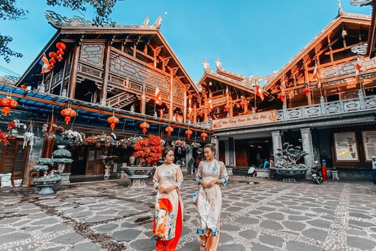 chua_khai_sac_tu_doan_buon_ma_thuot_du_lich_thu_duc_travel_01